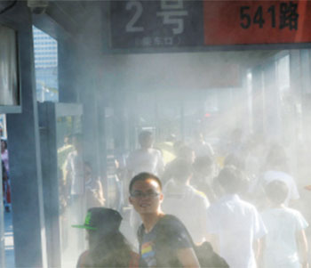 室外公交站台喷雾降温案例